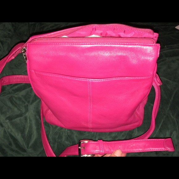 Pelle Studio, by Wilson’s Leather Handbags - Pelle Studio hot pink square shoulder bag!